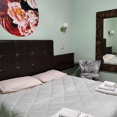 Piazza Verdi Liberty House Lecce Exterior foto